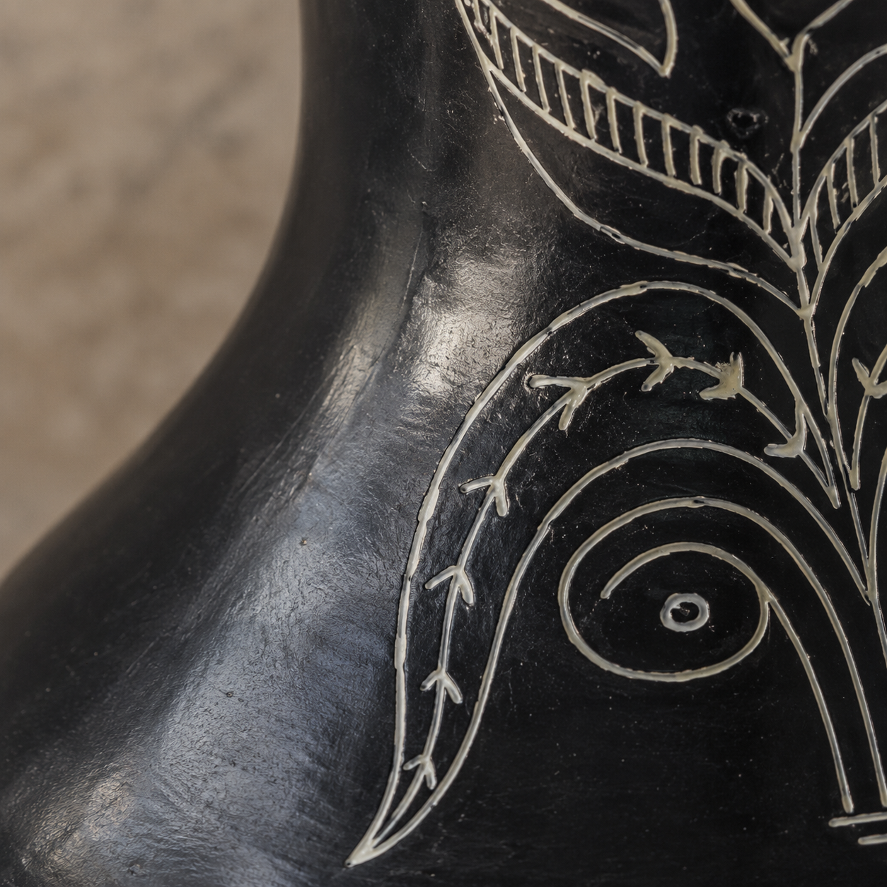 Bloom Crest | Flower Vase, Silver Inlay, Black Pottery | Nizamabad, Azamgarh