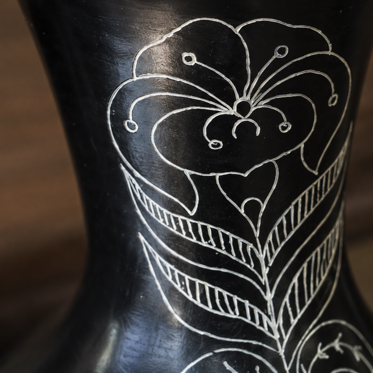 Bloom Crest | Flower Vase, Silver Inlay, Black Pottery | Nizamabad, Azamgarh